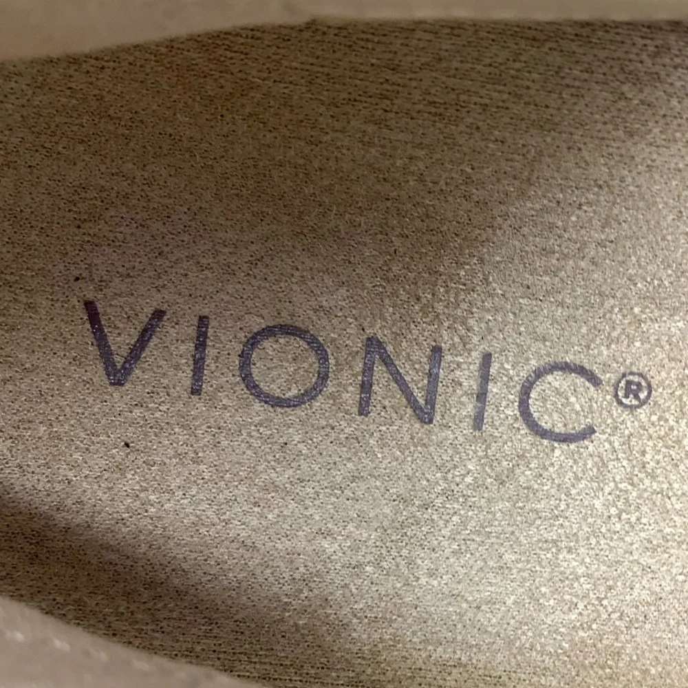 Vionic Uptown Hybrid Sand Suede Lug Sole Comfort Loafers 9 Classic Preppy Sporty - Picture 12 of 15